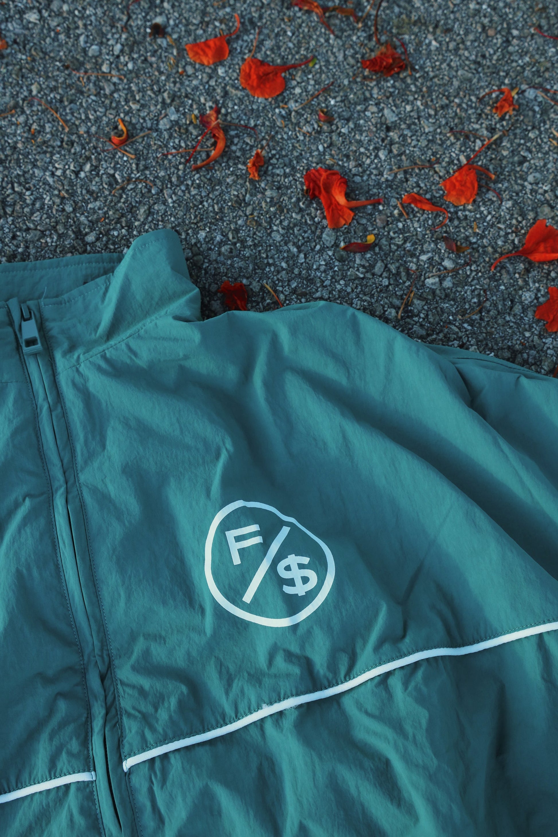 MOTION Nylon Jacket (Green) - RTS Collaborative