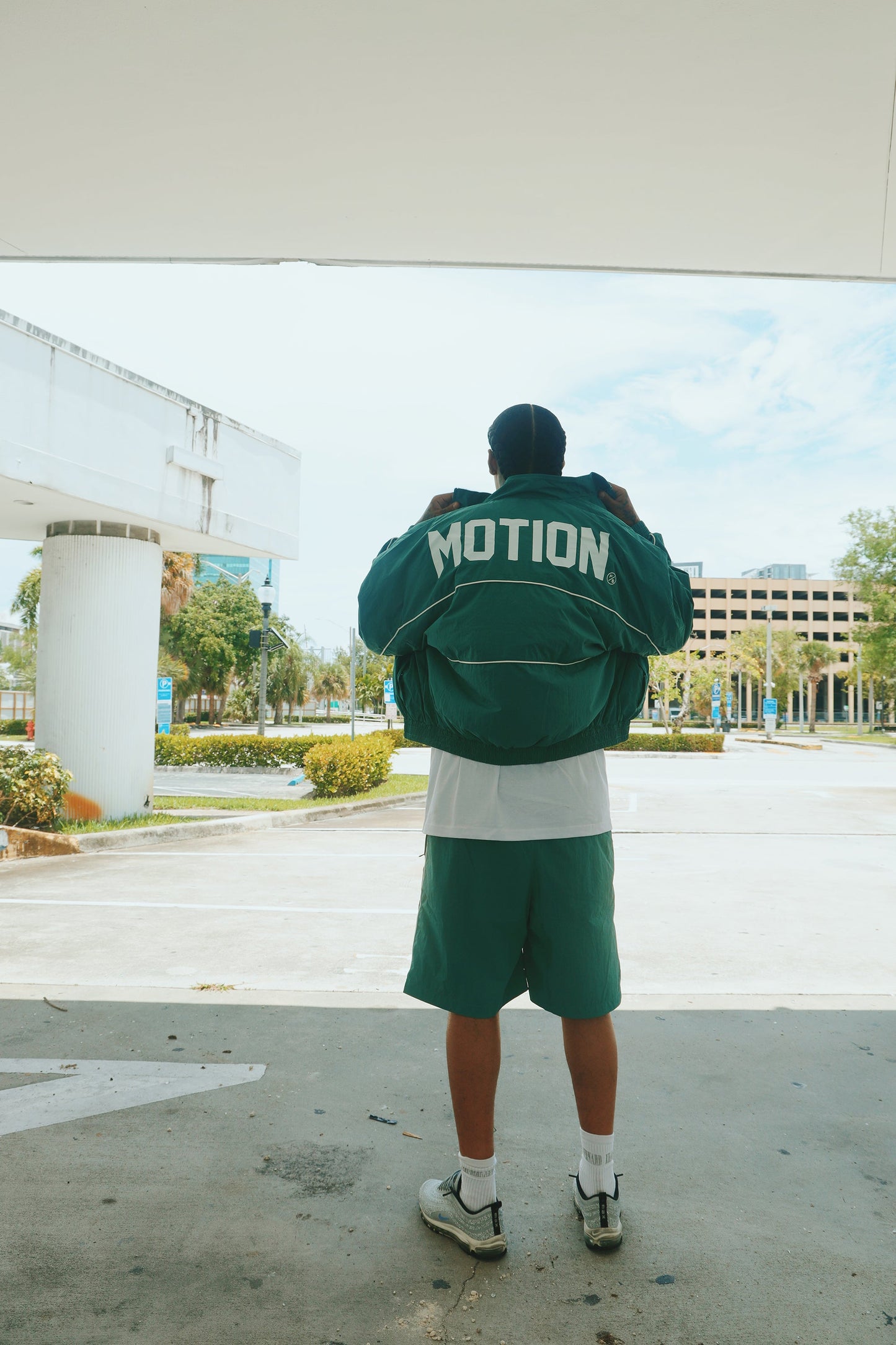 MOTION Nylon Jacket (Green) - RTS Collaborative